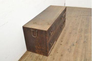 和製アンティーク　前面栗材　味のある佇まいが目を引く時代箪笥(たんす)ローボード(ローチェスト、引き出し、和箪笥)(R-052722)