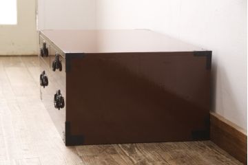 中古　特注品　木地呂塗り　珍しいデザインと漆の美しさが目を引く岩谷堂箪笥ローボード(テレビボード、引き出し、ローチェスト、たんす)(R-052724)