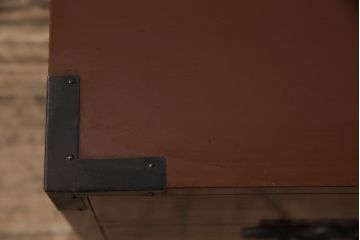 中古　特注品　木地呂塗り　珍しいデザインと漆の美しさが目を引く岩谷堂箪笥ローボード(テレビボード、引き出し、ローチェスト、たんす)(R-052724)