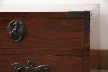 中古　特注品　木地呂塗り　珍しいデザインと漆の美しさが目を引く岩谷堂箪笥ローボード(テレビボード、引き出し、ローチェスト、たんす)(R-052724)