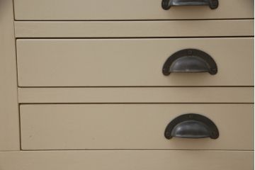 中古　特注品　両面引き出し　珍しいデザインとサイズ感が魅力的な特大作業台(引き出し、店舗什器)(R-052726)