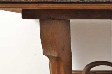 フランスアンティーク　激レアデザイン!　真鍮枠と木脚の組み合わせがおしゃれな、アイランドタイプガラスケース(ショーケース、店舗什器)(R-052729)