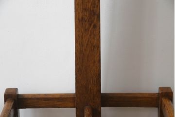 イギリスアンティーク　オーク材　Lloyd’s Antiques(ロイズ・アンティークス)　脚のデザインと上品なつくりが魅力的なポールハンガー(傘立て、帽子掛け)(R-052730)