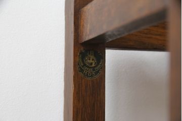 イギリスアンティーク　オーク材　Lloyd’s Antiques(ロイズ・アンティークス)　脚のデザインと上品なつくりが魅力的なポールハンガー(傘立て、帽子掛け)(R-052730)