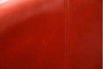 中古　極美品　上質　MASCHERONI(マスケローニ)　艶やかな本革が高級感漂うパーソナルチェア(定価約80万円)(アームチェア、回転チェア、ラウンジチェア)(R-052745)