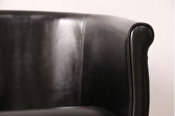中古　極美品　上質　MASCHERONI(マスケローニ)　艶やかな本革が高級感漂うパーソナルチェア(定価約80万円)(アームチェア、回転チェア、ラウンジチェア)(R-052746)