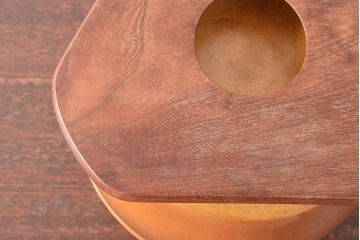 明治〜大正　色の綺麗な三足真鍮火鉢(唐金、手あぶり、火箸付)(R-052759)