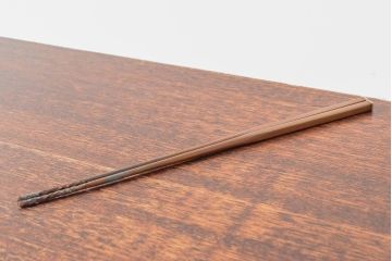 明治〜大正　色の綺麗な三足真鍮火鉢(唐金、手あぶり、火箸付)(R-052759)