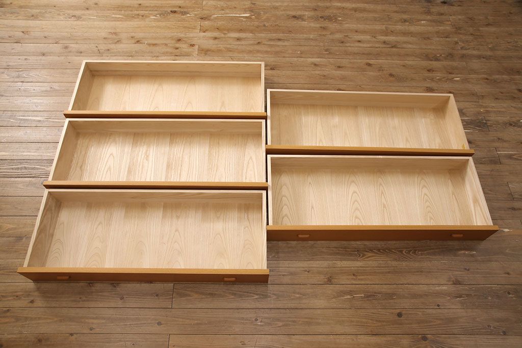 中古　超美品　松創(MATSUSO)　洗練された佇まいが目を引く重ねタンス(定価約240万円)(引き出し、和箪笥、整理タンス)(R-052761)