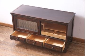 中古　リメイク　北海道民芸　モールガラスがアクセントになったローボード(テレビ台、収納棚、サイドボード)(R-052762)