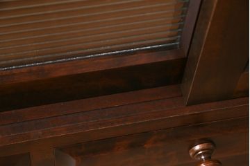 中古　リメイク　北海道民芸　モールガラスがアクセントになったローボード(テレビ台、収納棚、サイドボード)(R-052762)