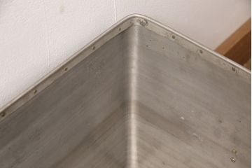 和製アンティーク　レア!　無骨なデザインが目を引くアルミ製の収納BOX(収納箱)(R-052770)