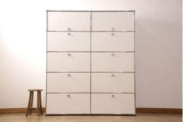 中古　USMハラー(USM Haller)　美しくシンプルなデザインが目を引く鉄製収納棚(定価約80万円)(戸棚、キャビネット)(R-052773)