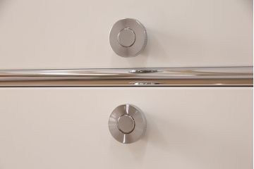 中古　USMハラー(USM Haller)　美しくシンプルなデザインが目を引く鉄製収納棚(定価約80万円)(戸棚、キャビネット)(R-052773)