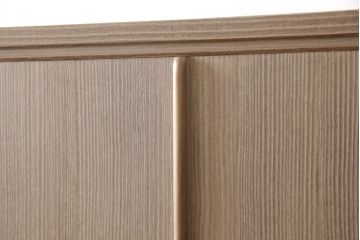 中古　超美品　伝統工芸士・土田耕一作　美しい梅の飾り金具が上品さを漂わせる加茂総桐箪笥(定価約150万円)(総桐たんす、桐タンス、着物箪笥、和タンス)(R-052782)