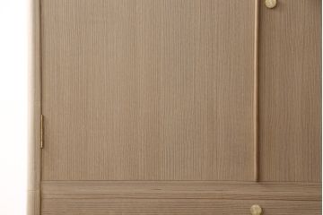 中古　超美品　伝統工芸士・土田耕一作　美しい梅の飾り金具が上品さを漂わせる加茂総桐箪笥(定価約150万円)(総桐たんす、桐タンス、着物箪笥、和タンス)(R-052782)