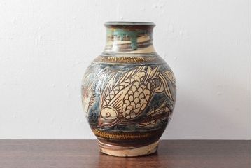 人間国宝　金城次郎　壷屋焼　海老魚文壷　30.5cm(共箱、花入、花器)(R-052788)