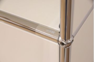 中古　USMハラー(USM Haller)　美しくシンプルなデザインが目を引く鉄製収納棚(定価約78万円)(戸棚、キャビネット)(R-052790)