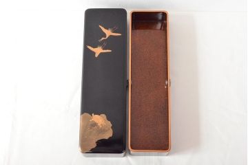 明治期　鶴亀の図　内梨地　蒔絵　木製文箱(書箱、漆器)(R-052793)