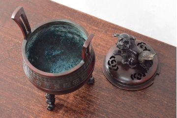 明治期　金鐘堂　紫銅鼎形　香炉(三足、唐獅子)(R-052794)