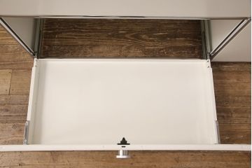 中古　USMハラー(USM Haller)　美しくシンプルなデザインが目を引く鉄製収納棚(定価約80万円)(戸棚、キャビネット)(R-052795)