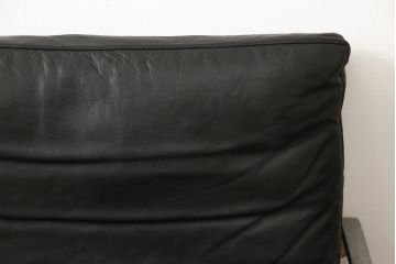 デンマークビンテージ　希少!!　モビリア(mobilia)　BO-EX社製　メンズライクの空間づくりに活躍する本革3人掛けソファ(三人掛け、ヴィンテージ、応接セット)(R-052798)