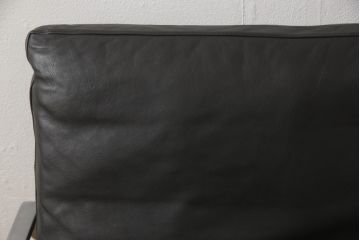 デンマークビンテージ　希少!!　モビリア(mobilia)　BO-EX社製　メンズライクの空間づくりに活躍する本革ラウンジソファ(一人掛け、1人掛けソファ、ヴィンテージ、応接セット、北欧)(R-052799)