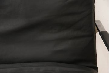 デンマークビンテージ　希少!!　モビリア(mobilia)　BO-EX社製　メンズライクの空間づくりに活躍する本革ラウンジソファ(一人掛け、1人掛けソファ、ヴィンテージ、応接セット、北欧)(R-052799)