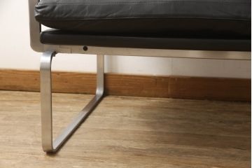 デンマークビンテージ　希少!!　モビリア(mobilia)　BO-EX社製　メンズライクの空間づくりに活躍する本革ラウンジソファ(一人掛け、1人掛けソファ、ヴィンテージ、応接セット、北欧)(R-052799)
