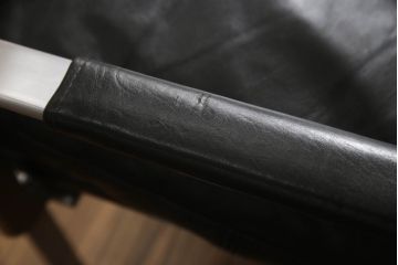 デンマークビンテージ　希少!!　モビリア(mobilia)　BO-EX社製　メンズライクの空間づくりに活躍する本革ラウンジソファ(一人掛け、1人掛けソファ、ヴィンテージ、応接セット、北欧)(R-052800)