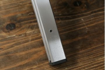 ドイツビンテージ　mobilia(モビリア)社取り扱い　キルインターナショナル(Kill International)　ホルスト・ブリューニング (Horst Bruning)デザイン　本革スツール(一人掛けソファ、1人掛け、椅子、ヴィンテージ)(R-052803)