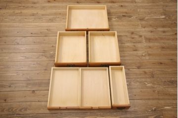 中古　横浜クラシック家具　ダニエル(Daniel)　エレガントさとクラシカルな雰囲気を兼ね備えた片袖机(ワークデスク、在宅ワーク、在宅用)(定価約64万円)(R-052804)