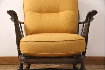 中古　極美品　ERCOL(アーコール)　カントリーやナチュラルスタイルに取り入れたい1人掛けソファ(一人掛けソファ、アームチェア)(R-052805)