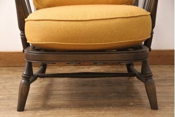 中古　極美品　ERCOL(アーコール)　カントリーやナチュラルスタイルに取り入れたい1人掛けソファ(一人掛けソファ、アームチェア)(R-052806)