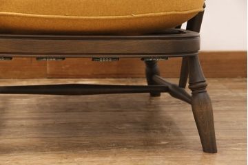 中古　極美品　ERCOL(アーコール)　カントリーやナチュラルスタイルに取り入れたい1人掛けソファ(一人掛けソファ、アームチェア)(R-052806)