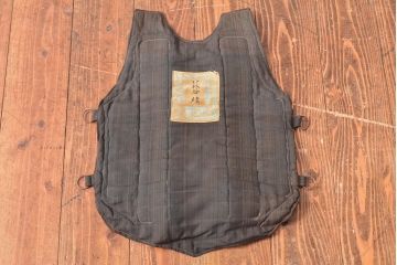 戦前　東亜工業研究所　安藤式戦闘用鋼鉄胴着(旧日本軍軍服)(R-052807)