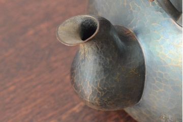 玉川堂　草蔓　銅製湯沸(共箱、草づる、鎚起、銀摘?)(R-052814)