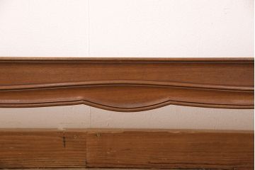 中古　DREXEL HERITAGE(ドレクセルヘリテイジ)　Touraine(ツーレイン)　猫脚のデザインがアクセントのベッドフレーム(シングル、セミダブル)(R-052829)