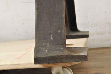 フランスアンティーク　インダストリアル　鋳物脚が無骨で格好いい作業台(ダイニングテーブル、コンソールテーブル)(R-052831)