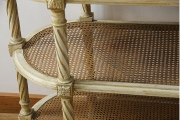 フランスアンティーク　高級品　ブロカント　凝ったつくりや彫刻が素晴らしい味わいを醸し出すサイドテーブル(オケージョナルテーブル、コンソールテーブル)(R-052832)