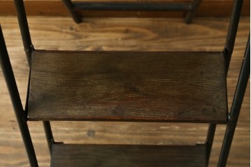 フランスアンティーク　店舗のディスプレイとしてもおすすめな脚立　(R-052839)