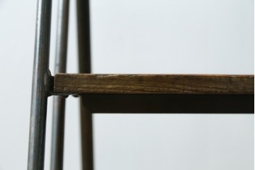 フランスアンティーク　店舗のディスプレイとしてもおすすめな脚立　(R-052839)