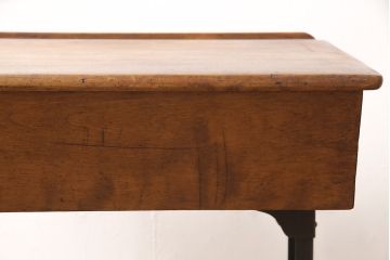 フランスアンティーク　ちょっとした収納としても使える鉄脚のスクールデスク(机、在宅ワーク、在宅用収納)(R-052840)