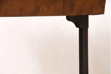 フランスアンティーク　ちょっとした収納としても使える鉄脚のスクールデスク(机、在宅ワーク、在宅用収納)(R-052840)
