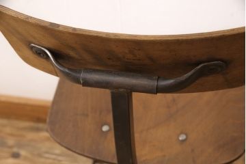 フランスアンティーク　インダストリアルなデザインがかっこいい回転チェア(工業系椅子、板座チェア、イス)(R-052841)