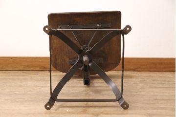 フランスアンティーク　インダストリアルなデザインがかっこいい回転チェア(工業系椅子、板座チェア、イス)(R-052841)