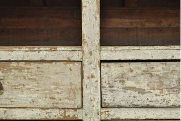 フランスアンティーク　大理石天板　歴史を感じさせるデザインと雰囲気が味わい深いシャビーなカウンターテーブル(コンソールテーブル、引き出し、作業台)(R-052844)