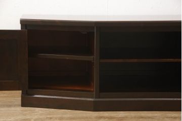 和製ビンテージ　北海道民芸家具　希少な絶版品　落ち着いた木の色合いが魅力的なテレビボード(ローボード、収納棚、ヴィンテージ)(R-052847)
