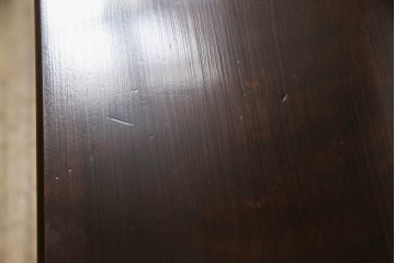 和製ビンテージ　北海道民芸家具　希少な絶版品　落ち着いた木の色合いが魅力的なテレビボード(ローボード、収納棚、ヴィンテージ)(R-052847)
