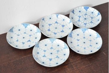 江戸期　古伊万里　菊花尽し　染付五寸五分皿5枚セット(和食器、小皿)(R-052855)